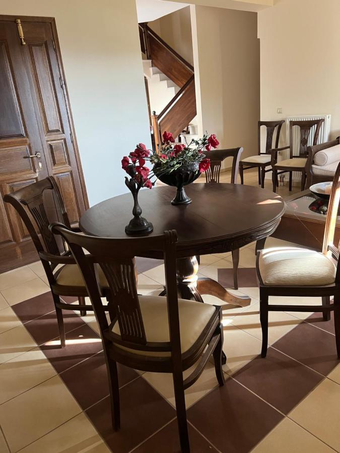 Hotel Xenonas Nikia Yerákion Zewnętrze zdjęcie